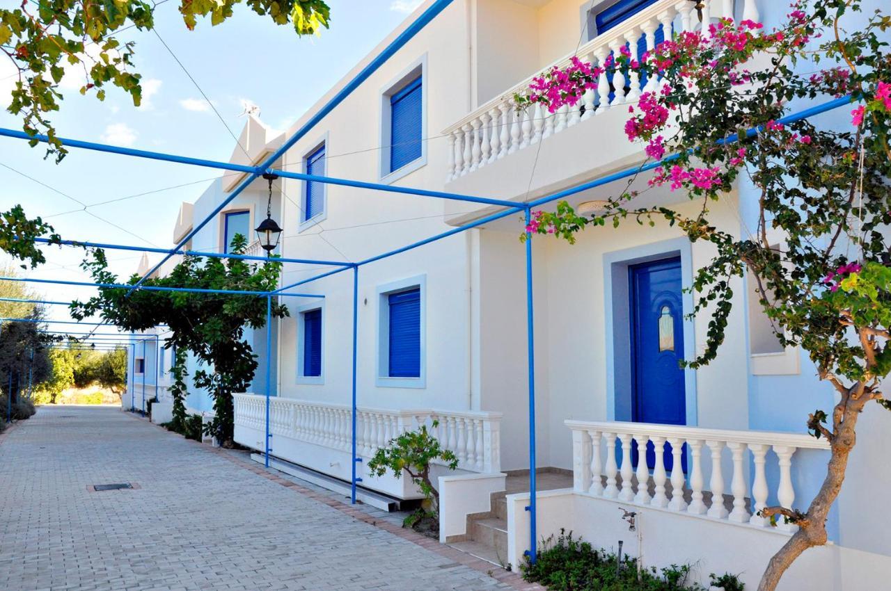 Rita Mare Seafront Villas Heated Pools Gennadi Bagian luar foto