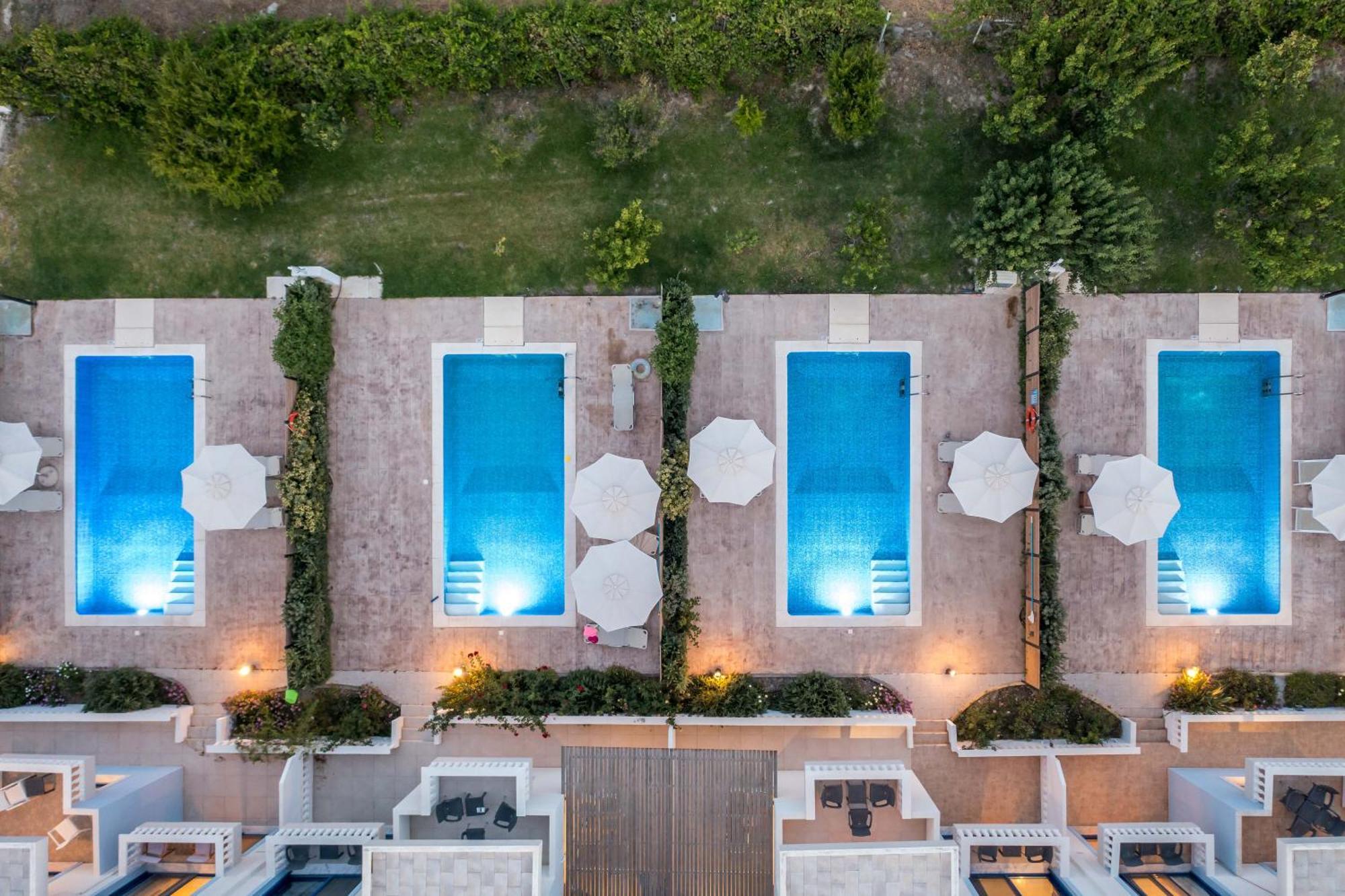 Rita Mare Seafront Villas Heated Pools Gennadi Bagian luar foto