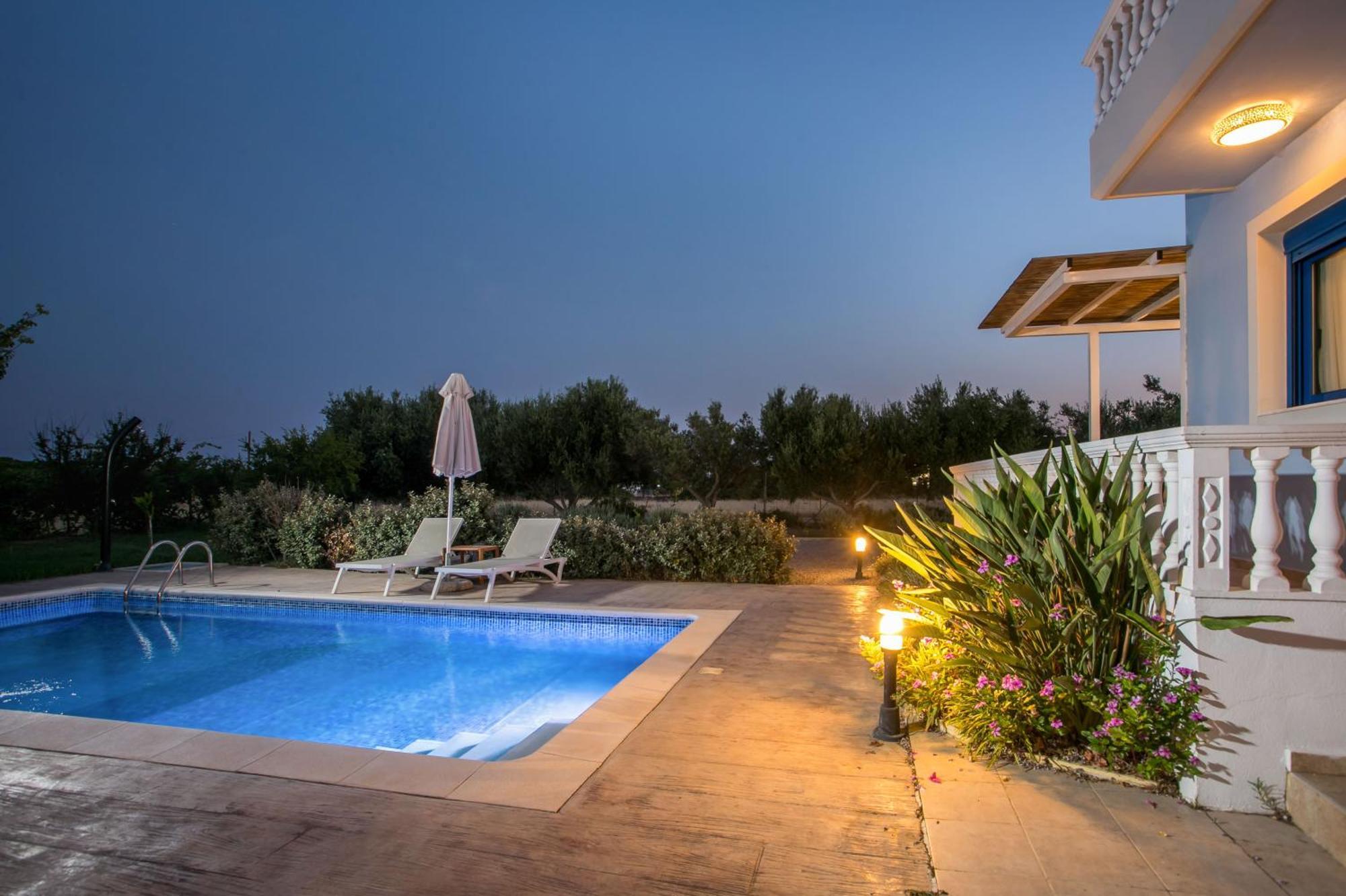 Rita Mare Seafront Villas Heated Pools Gennadi Bagian luar foto