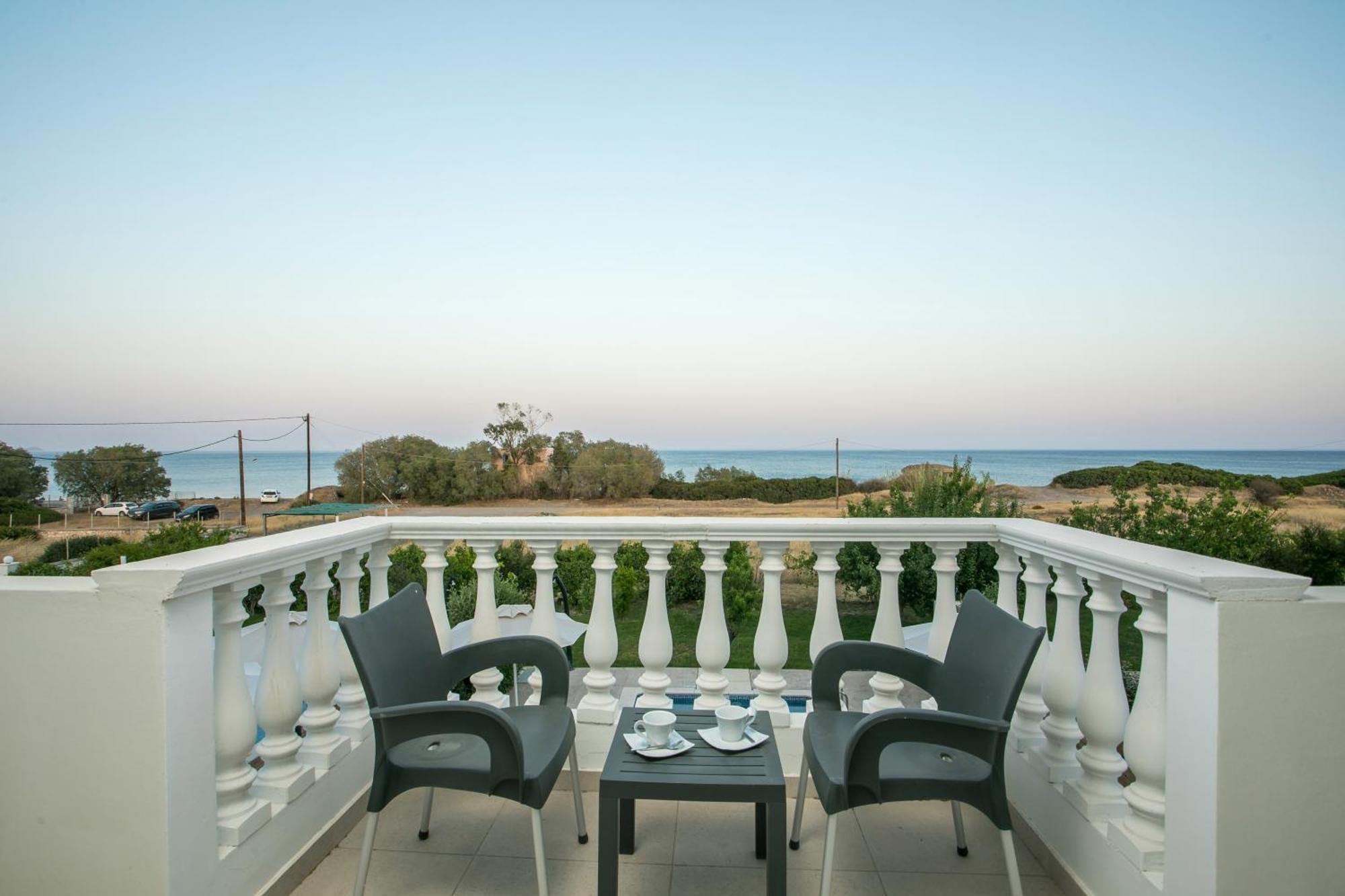Rita Mare Seafront Villas Heated Pools Gennadi Bagian luar foto