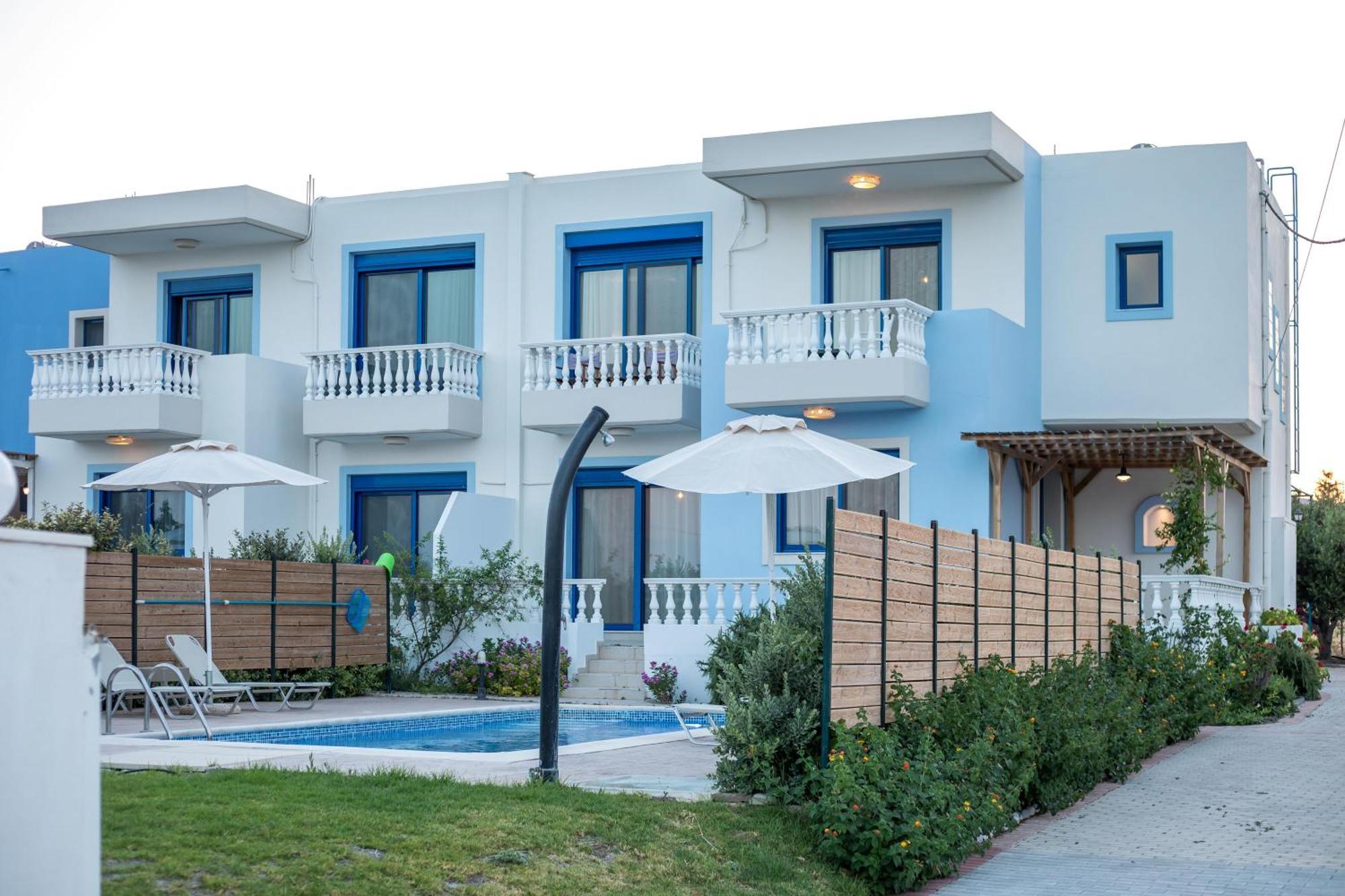 Rita Mare Seafront Villas Heated Pools Gennadi Bagian luar foto