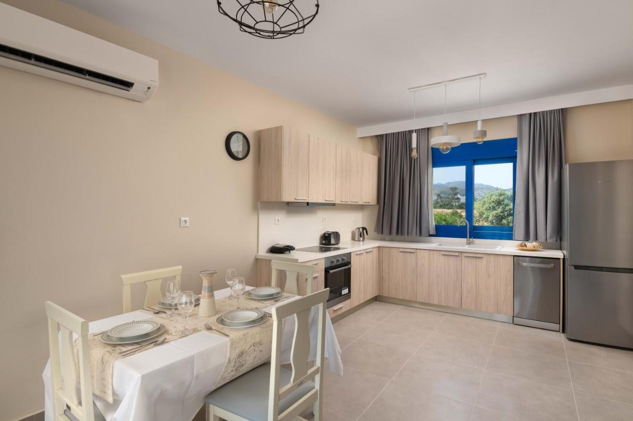 Rita Mare Seafront Villas Heated Pools Gennadi Bagian luar foto