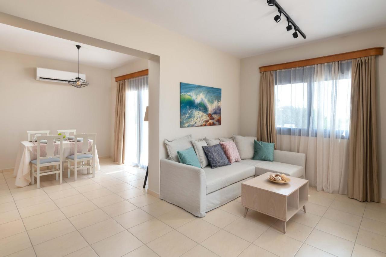 Rita Mare Seafront Villas Heated Pools Gennadi Bagian luar foto