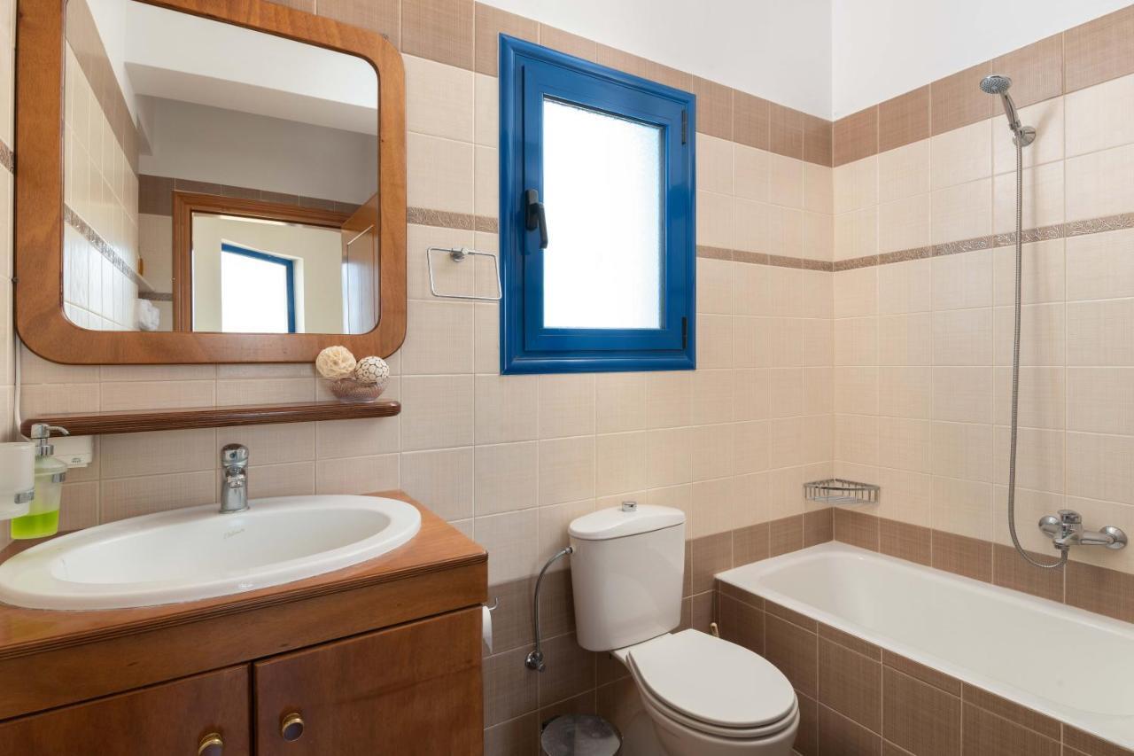 Rita Mare Seafront Villas Heated Pools Gennadi Bagian luar foto